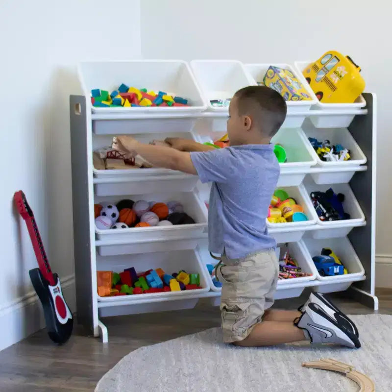 Organizzatore giocattoli per bambini Soho con 16 contenitori portaoggetti grigio/bianco - Humble Crew: Scaffali con contenitori in MDF, 4 ripiani, hardware antiribaltamento