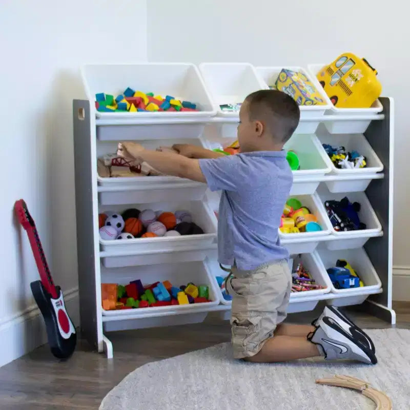 Organizzatore giocattoli per bambini Soho con 16 contenitori portaoggetti grigio/bianco - Humble Crew: Scaffali con contenitori in MDF, 4 ripiani, hardware antiribaltamento