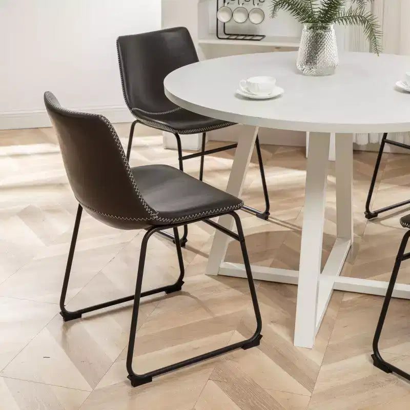 Roundhill Furniture Varna Set da pranzo rotondo, tavolo da pranzo a cavalletto con 4 sedie eleganti, 5 pezzi