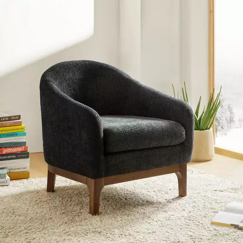 Poltrona Kiian Boucle con gambe in legno massello | HULALA HOME