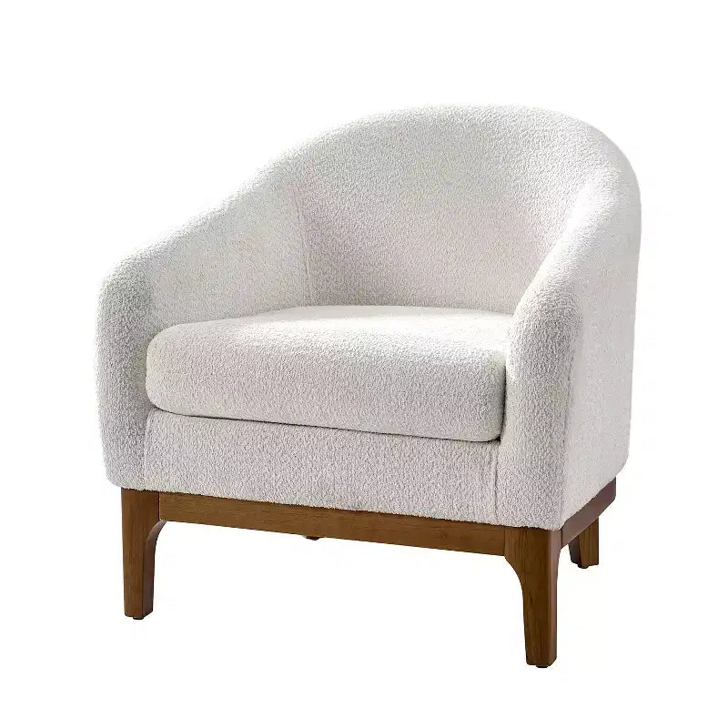 Poltrona Kiian Boucle con gambe in legno massello | HULALA HOME