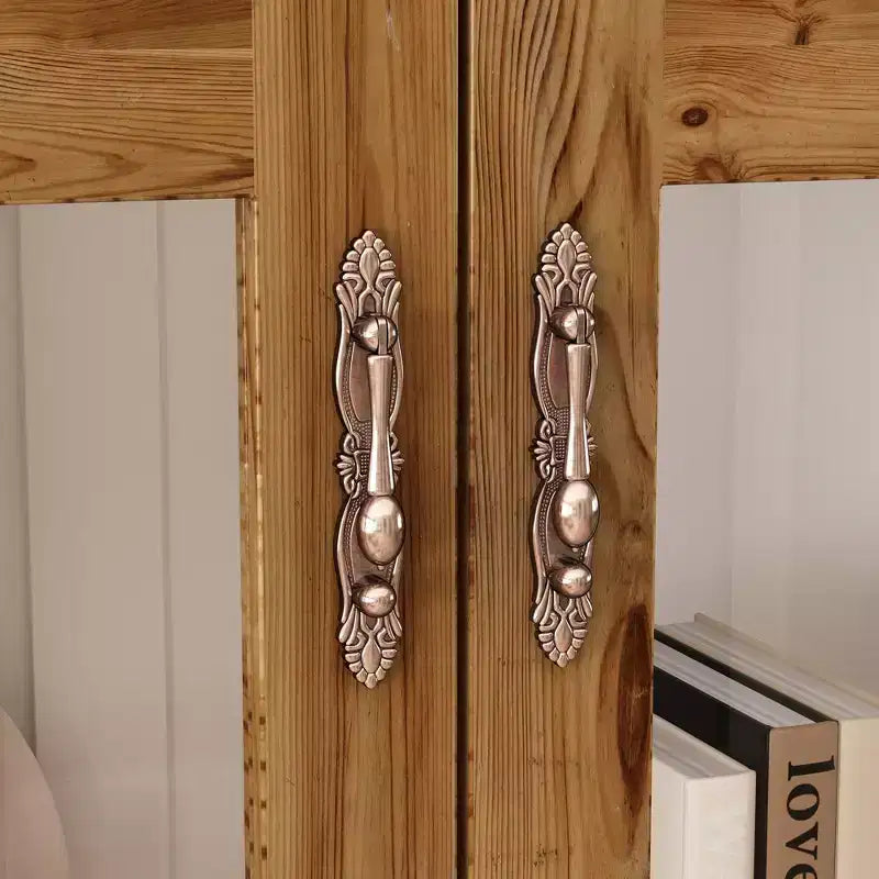 Famapy Armadietto Verticale Bianco con Ante in Vetro Curvo a Motivo Goffrato, Libreria, Vetrina, Dispensa, Mobiletto Laterale