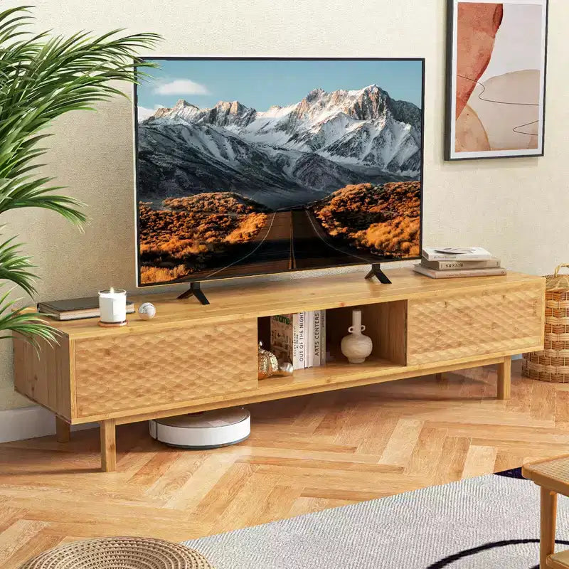 Mobile TV Costway da 63" in Bambù con 3 Cubi Contenitori Ante Scorrevoli Mobile Contenitore Stile Mid-Century
