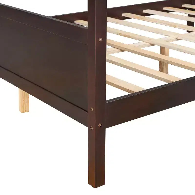 Letto a baldacchino Whisen Queen Size con testiera e pediera, contenitore sottorete e design adatto all'arredamento