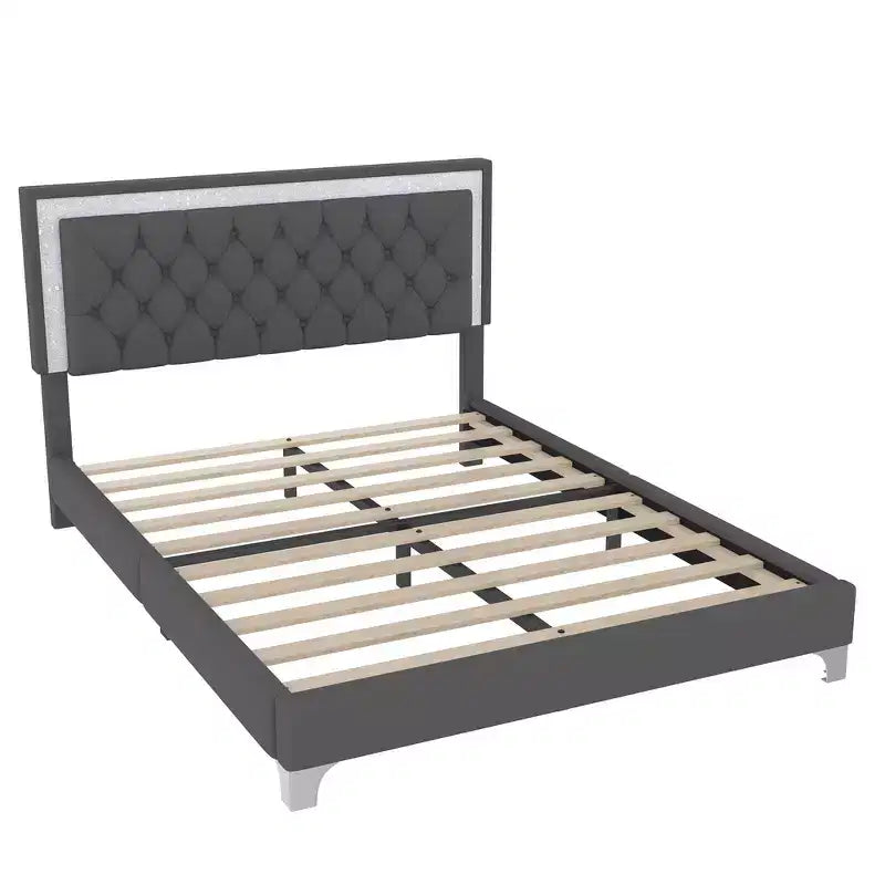 Set Whisen 3 pezzi, letto matrimoniale imbottito con piattaforma e due comodini