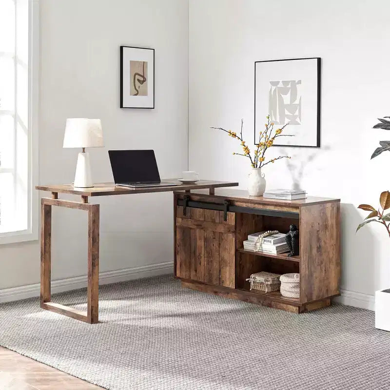 TUYOHW Scrivania a L 47,25", Postazione di Lavoro con Credenza a Porta Scorrevole "Barn Door", Scrivania da Ufficio Reversibile, Postazione di Lavoro Galleggiante con Retro Rifinito