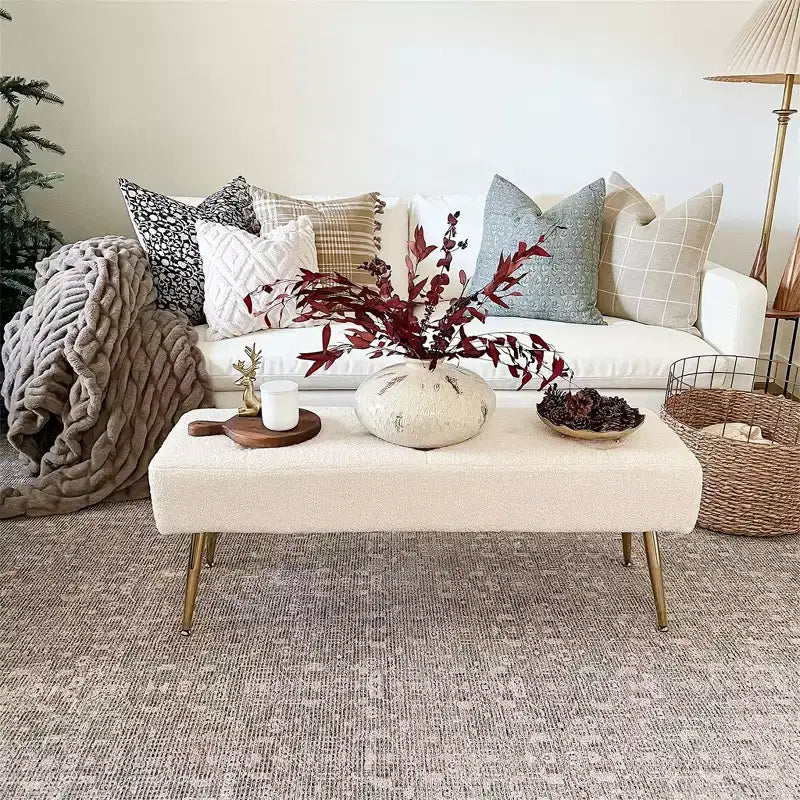 Panca imbottita in finto shearling "Tufted" di Furniliving con bottoni e gambe in metallo per camera da letto/ingresso/corridoio