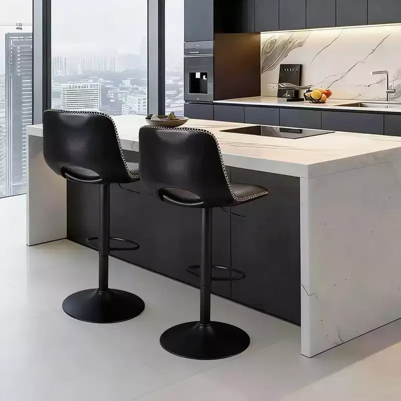 Set di 2 moderni sgabelli da bar girevoli regolabili con schienale, sedie da bancone in ecopelle per isola cucina, sala da pranzo o zona giorno