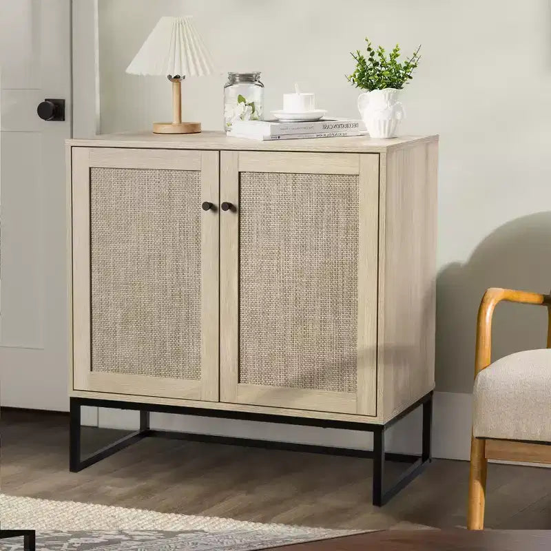 Mobiletto contenitore in rattan a 2 ante COZONY stile rustico, credenza/mobile buffet, consolle rustica con vano portaoggetti, credenza da cucina multifunzione