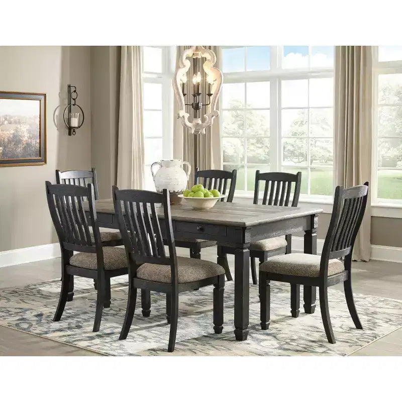 Tavolo da pranzo rettangolare Tyler Creek Marrone/Nero - Signature Design by Ashley