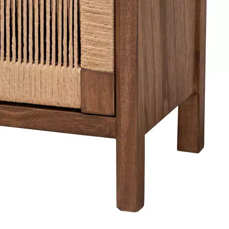 bali & pari Table de chevet Holitz en bois de bayur, Noyer brun/Marron clair : 21,7 po de hauteur, Aucun assemblage requis