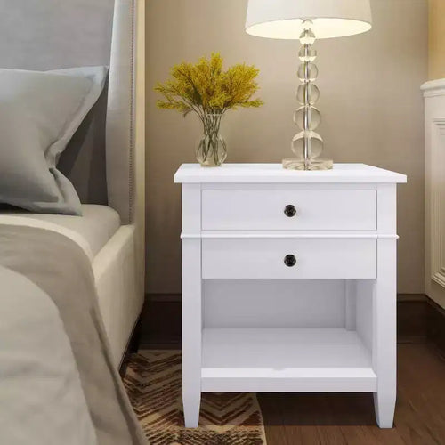 Comodino WyndenHall in legno massello di tiglio da 24" - Bianco