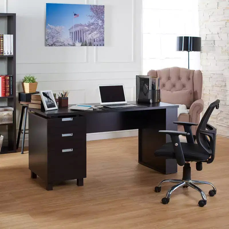 Scrivania da ufficio Abella Espresso - HOMES: Inside + Out: Mobili per la casa moderni con spazio contenitivo e dettagli argentati