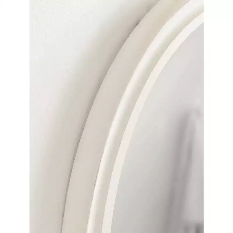 Specchio da parete ovale con cornice Kate e Laurel Mansell, 24x30, Bianco